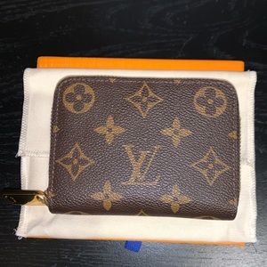 Louis Zippy coin wallet🤎